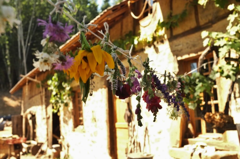 Guirlande fleurs savonnerie artisanale