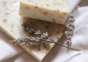 Savon solide et lavande
