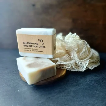 shampoing solide, sous forme de pain